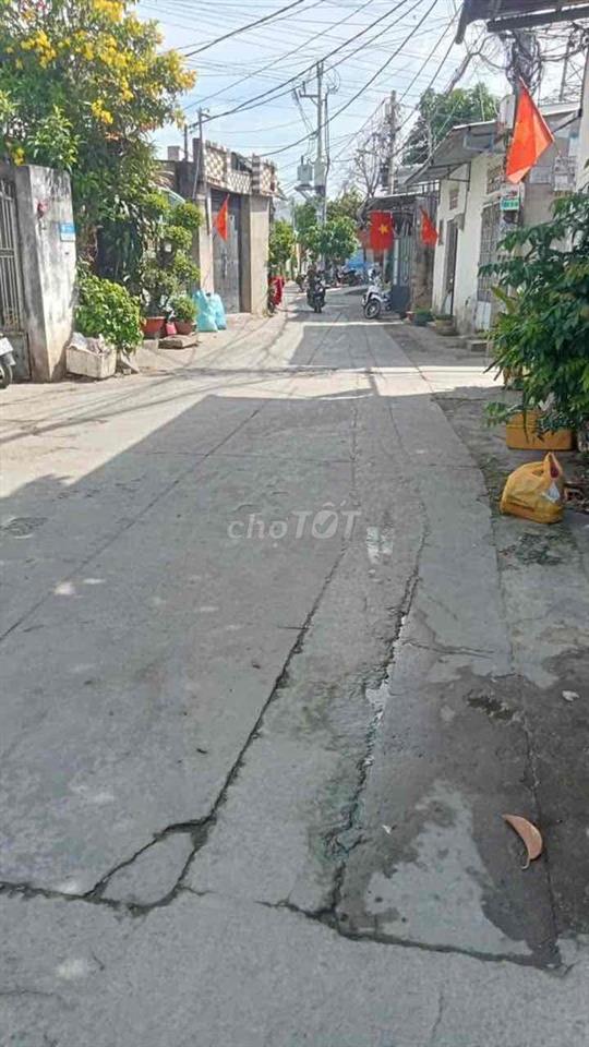 Cho thuê nhà trống suốt làm kho Tân thới hiệp q12 150m giá rẻ 5,5tr