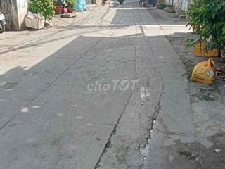 Cho thuê nhà trống suốt làm kho Tân thới hiệp q12 150m giá rẻ 5,5tr