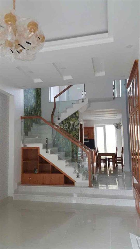 Cho thue nhà đẹp Lê Thị Riêng Thới an q12 1lửng 2lầu 13tr đường 6m vip