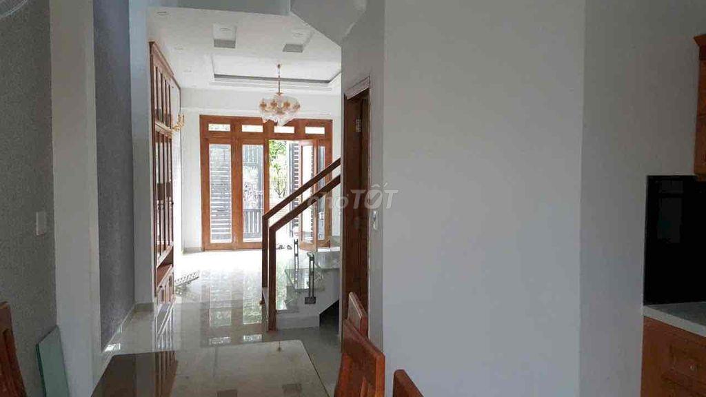 Cho thue nhà đẹp Lê Thị Riêng Thới an q12 1lửng 2lầu 13tr đường 6m vip