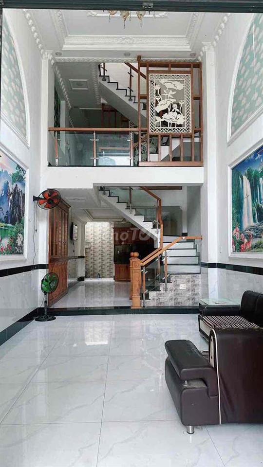 Cho thuê nhà Hiệp thành q12 đúc mới keng 1lửng 2lầu 4PN 5wc 13tr hxh
