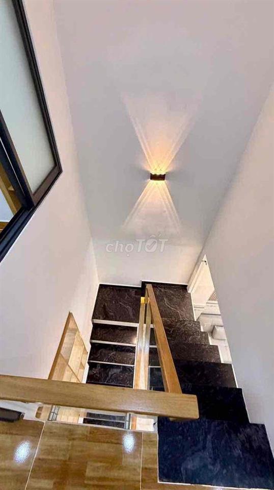 Cho thuê nhà Lê Văn Khương q12 120 1lầu 3PN 2wc hxh 8tr rẻ đẹp hiện đa
