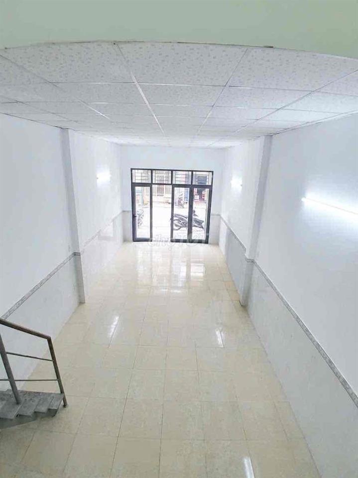 Cho thuê nhà đẹp giá rẻ Tân Thới hiệp q12 120m vừa o vừa làm kho 6tr