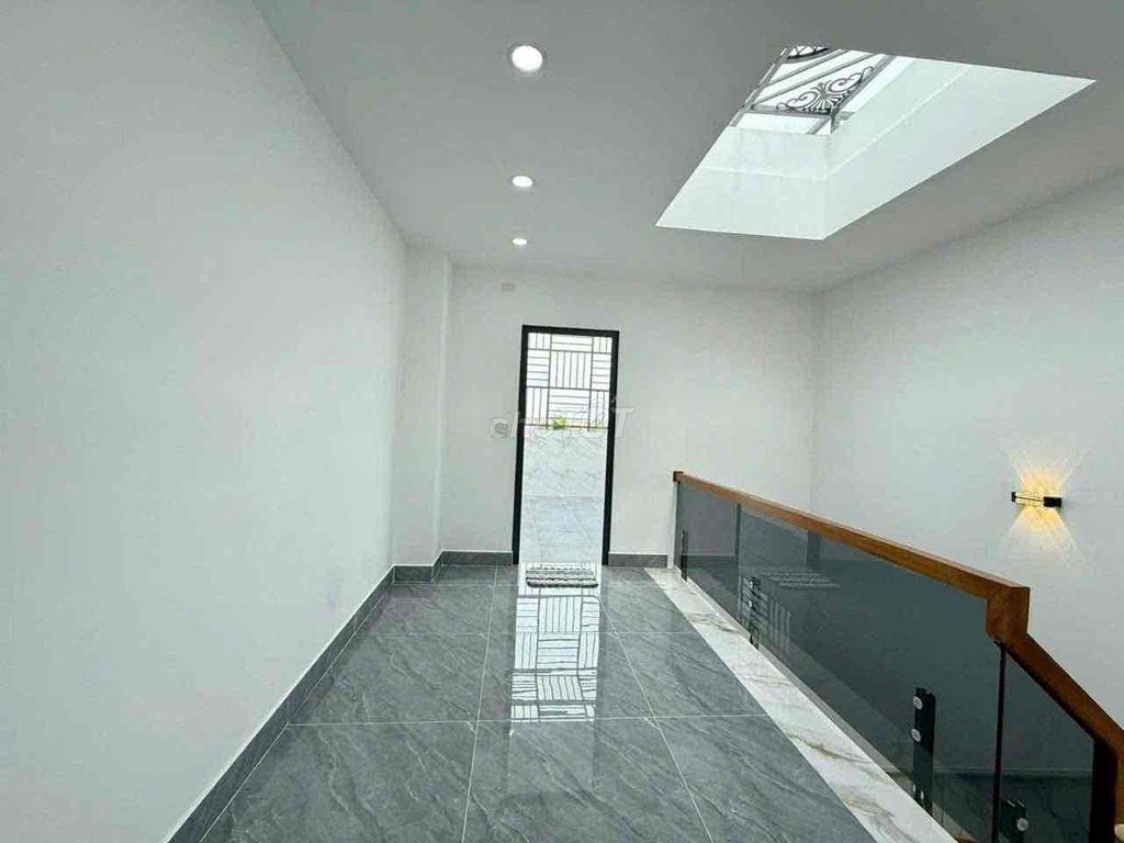 Cho thuê nhà mặt tiền đẹp  Tân thới hiệp 13 q12 2lầu 5PN khu sung rẻ