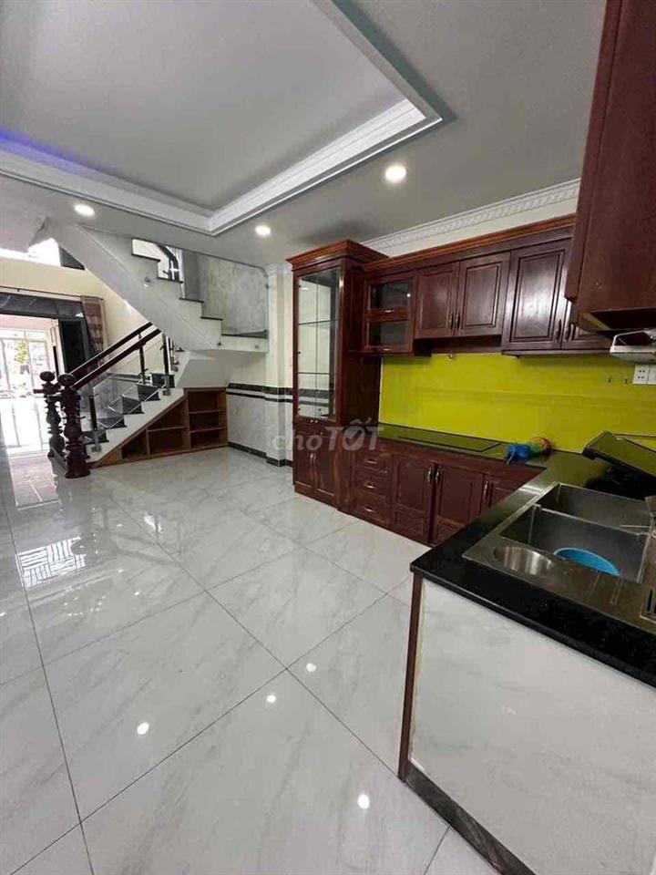 Cho thuê nhà mặt tiền đẹp  Tân thới hiệp 13 q12 2lầu 5PN khu sung rẻ