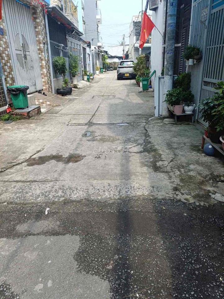 Cho thuê nhà mới đẹp TCH q12 1lầu 120m 2PN 3wc xe hơi vào nhà giá 8,5t