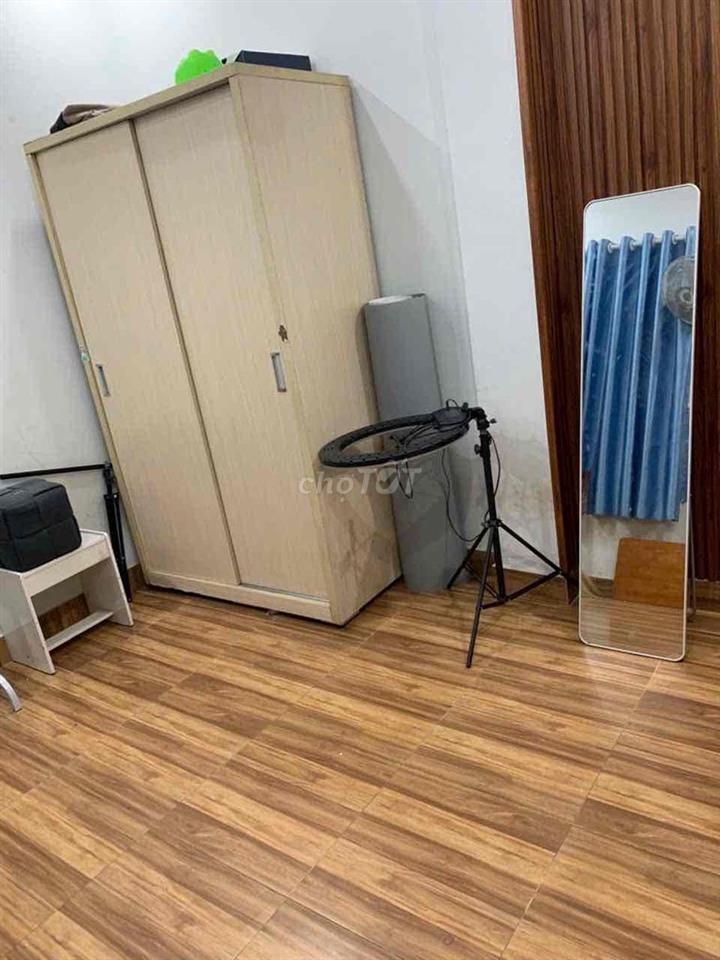 Cho thuê nhà Tân Chánh hiệp q12 180m 2lầu 4PN 4wc hxh 11tr con Tl