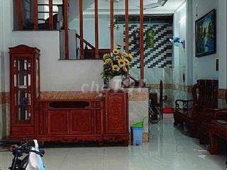 Cho thuê nhà TRUNG MỸ Tây q12 full nội thất chỉ vào o 5PN 5wc 10tr hxh