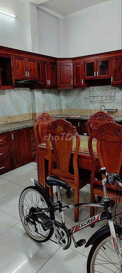 Cho thuê nhà TRUNG MỸ Tây q12 full nội thất chỉ vào o 5PN 5wc 10tr hxh
