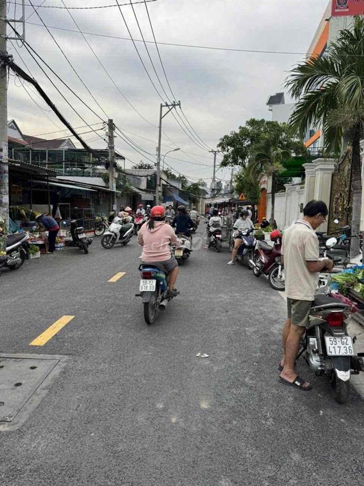 Cho thuê nhà mặt tiền chợ Nguyên thi bup mới xây đẹp 150m vp cty vip