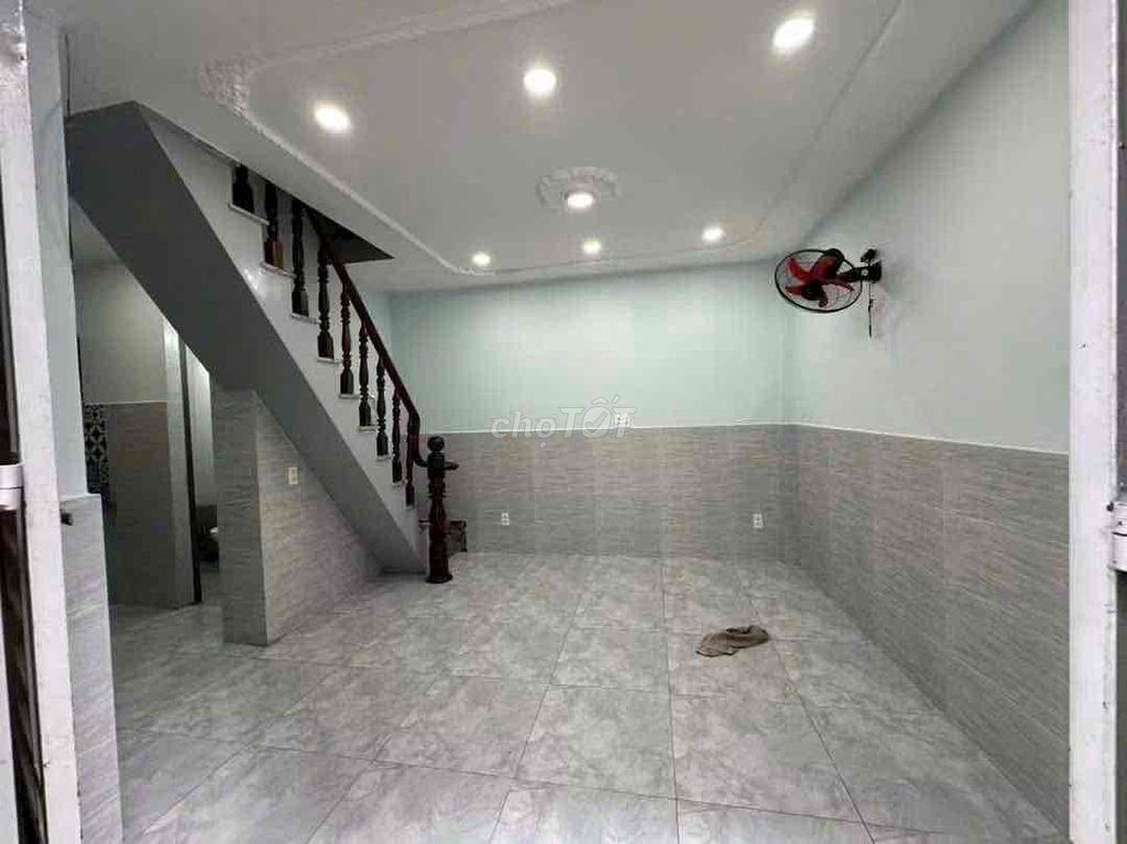 Cho thuê nhà đúc mới keng Tân Thới hiệp q12 90m 1lầu 2PN 2wc hxh 5tr