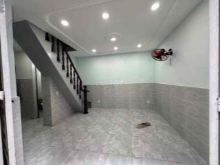 Cho thuê nhà đúc mới keng Tân Thới hiệp q12 90m 1lầu 2PN 2wc hxh 5tr
