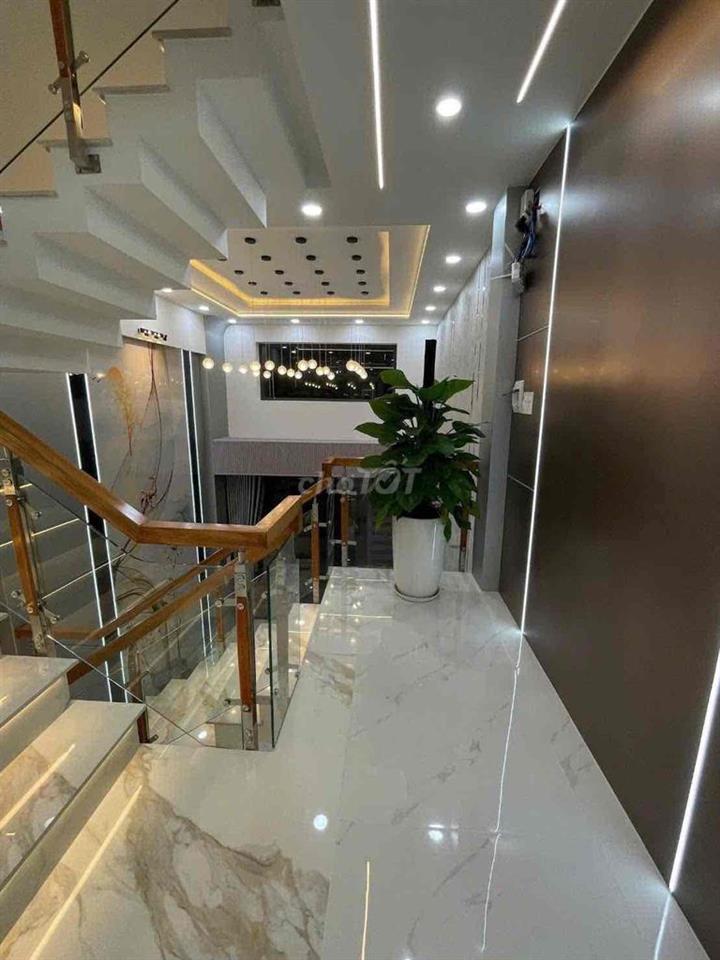 Cho thuê nhà Nguyễn ảnh thủ Hiệp Thành Q12 vip 1lửng 3 lầu trệt  15tr