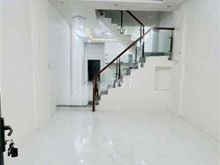 Cho thuê nha mới keng Trung Mỹ Tây q12 lầu 2PN 3wc hxh mới keng 7tr tl