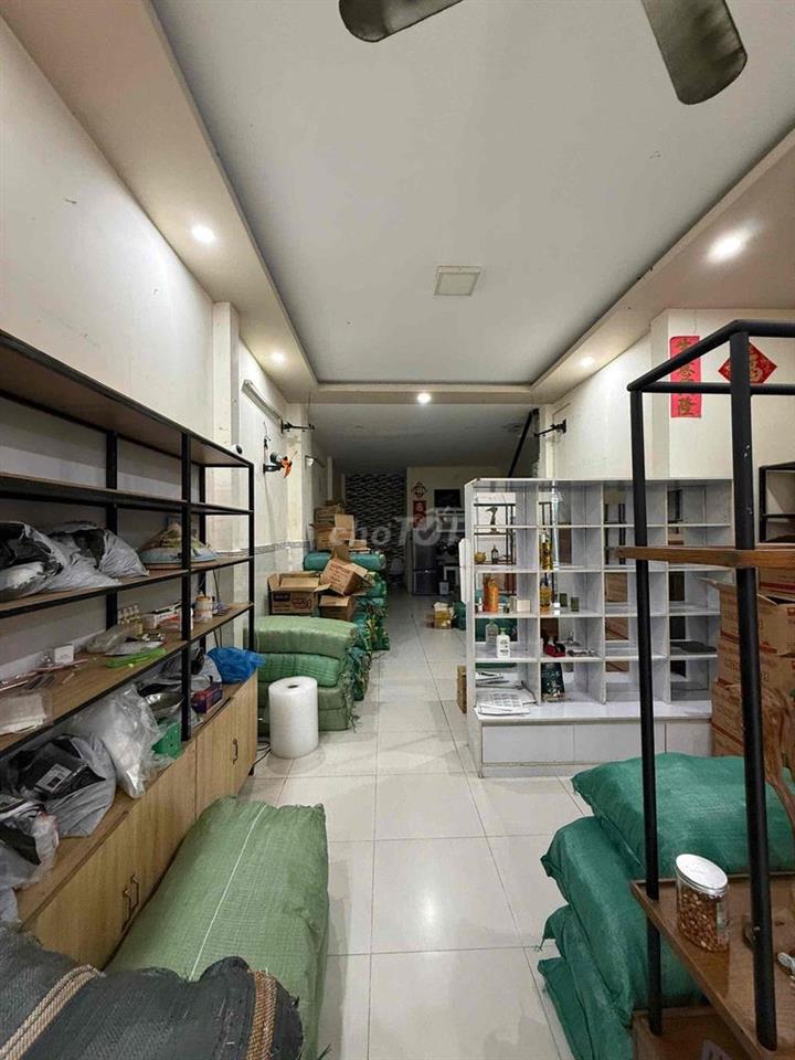 Cho thuê nhà mặt tiền nhánh Tân Thới hiệp q12 1lầu 200m 3PN 9,5tr tl