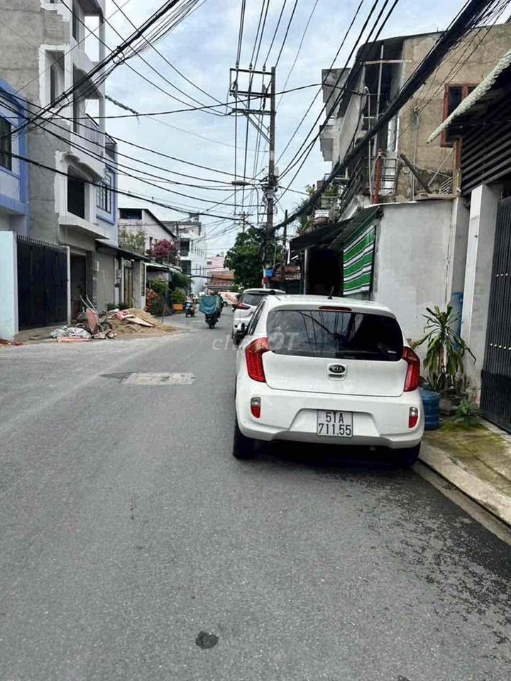 Cho thuê nhà mặt tiền nhánh Tân Thới hiệp q12 1lầu 200m 3PN 9,5tr tl