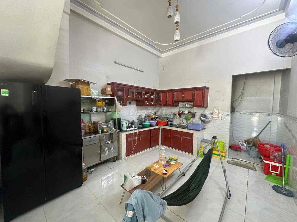Cho thuê nhà mặt tiền TTh 21 q12 180m 2lầu 3Pn 3wc 8tr rẻ kd buon bán