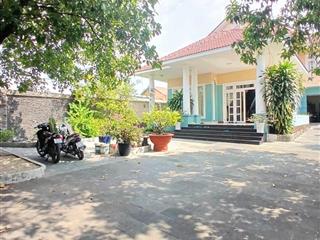 Giảm 9 tỷ, gấp bán nhà biệt thự mặt tiền 571m2 tại thạnh lộc 49, 36 tỷ, view đẹp, chính chủ.