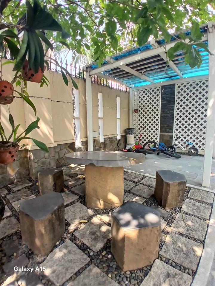 Giảm 9 tỷ, gấp bán nhà biệt thự mặt tiền 571m2 tại thạnh lộc 49, 36 tỷ, view đẹp, chính chủ.