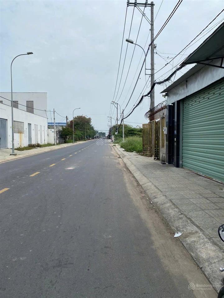 Ngay chợ hóc môn hxh bùi thị lùng 240m2  full thổ cư chỉ 5,4 tỷ