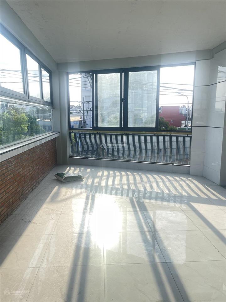 Gấp bán siêu phẩm mặt tiền giáp lê văn khương  4 tầng mới 43m2  chỉ 5.3 tỷ