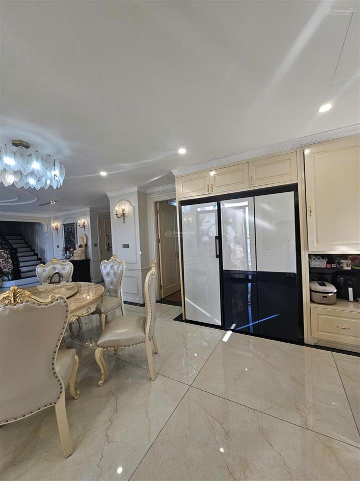 Độc quyền bán siêu phẩm căn penhouse 300m² tòa udic westlake  tây hồ