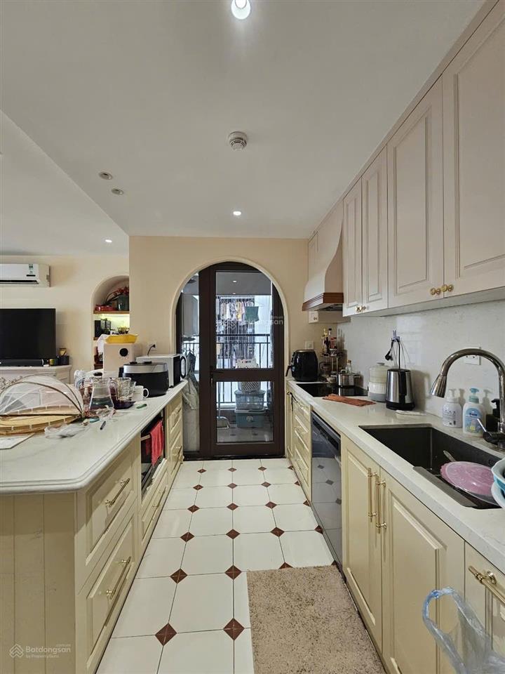 Bán nhanh căn góc 126m² 4 ngủ tòa udic westlake  căn hộ view võ chí công