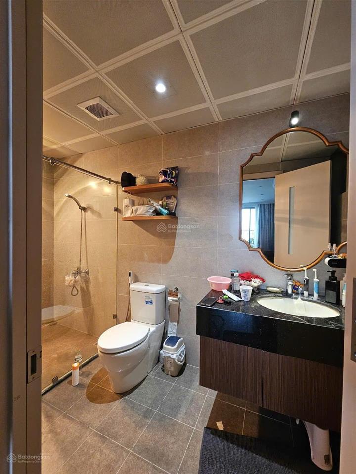 Bán nhanh căn góc 126m² 4 ngủ tòa udic westlake  căn hộ view võ chí công