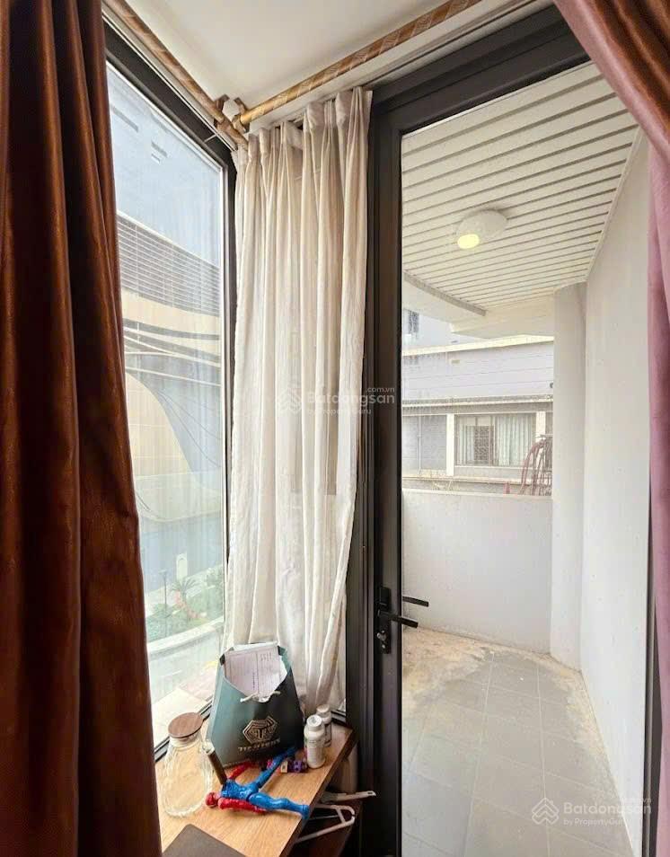 Chủ nhà gửi bán căn góc 4pn hoa hậu  tòa n01  t8  ngoại giao đoàn