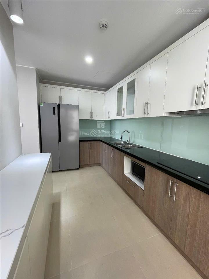 Cho thuê cc 3pn, 2wc, 126m2 tại udic westlake, 2x triệu vnd, view đẹp, có slot ô tô đỗ hầm