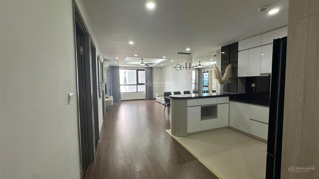 Cho thuê căn hộ 2pn, 2wc, 86m2 có slot ô tô tại udic westlake, đường võ chí công