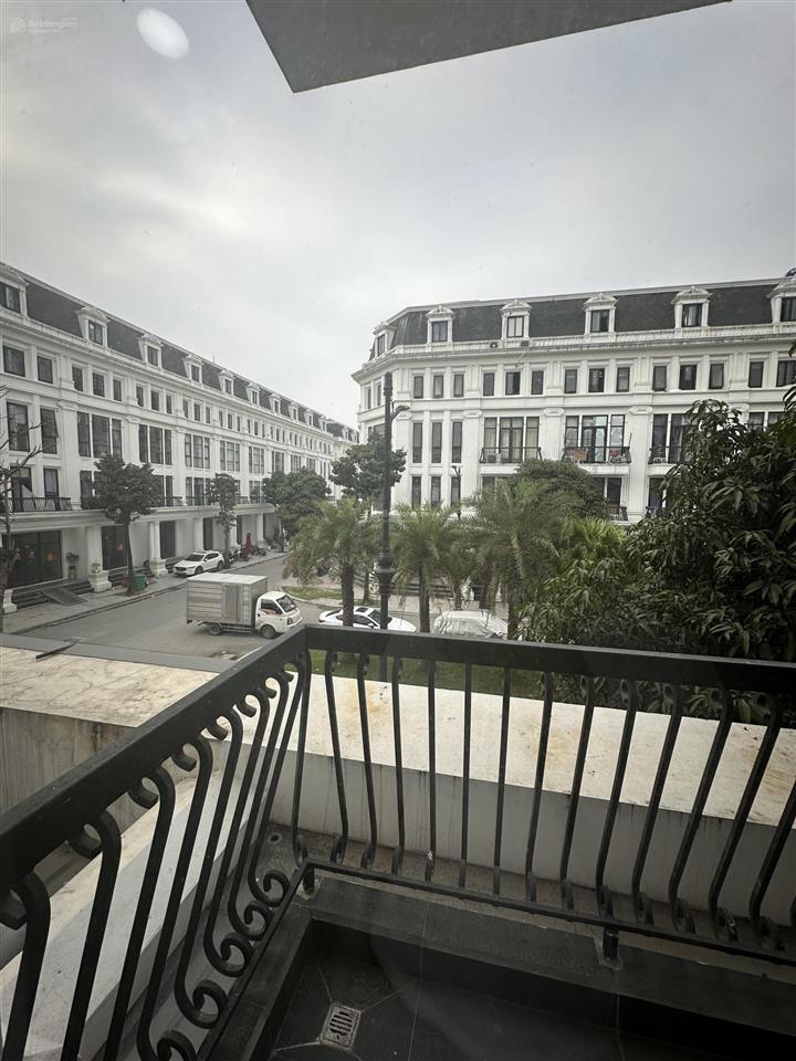 Căn liền kề dãy chữ u giá tốt tại dự án louis city hoàng mai   xem nhà 0922 660 ***