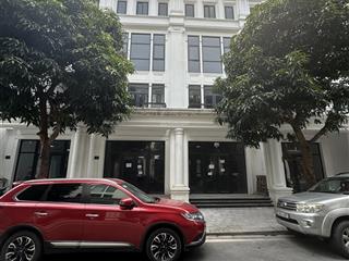 E cần bán căn shophouse đường louis 2  vị trí đầu cổng vào  cạnh ngã 4  giá tốt nhất dự án louis