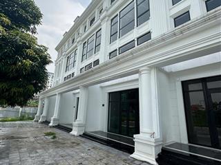 Căn shophouse mặt đường 40m  giá chỉ 338tr/m2  đầu tư giá tốt   thông tin 0922 660 ***