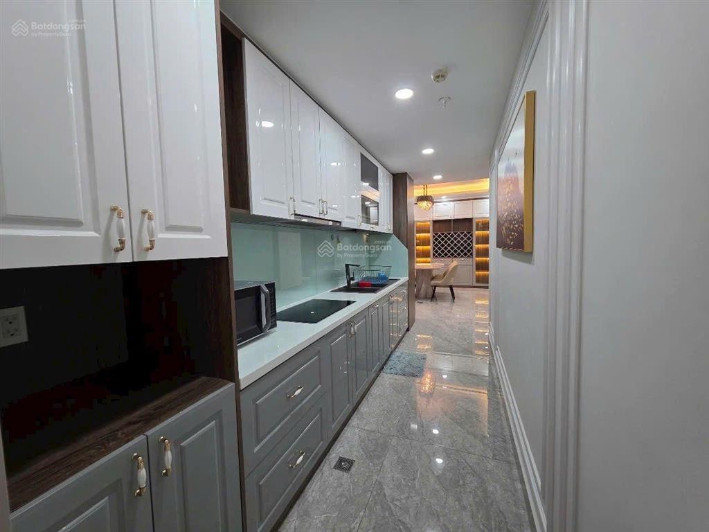 Cho thuê cc cosmo city, 25 triệu, 120m2, 3pn, 2wc bao đẹp