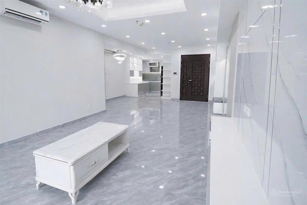Bán căn hộ cosmo city đã có sổ hồng