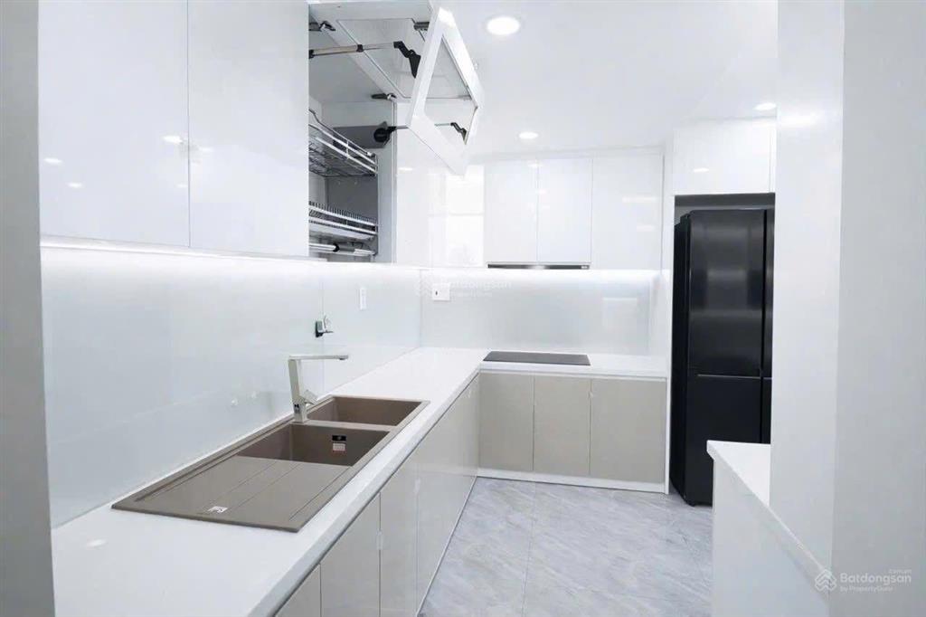 Bán căn hộ cosmo city đã có sổ hồng
