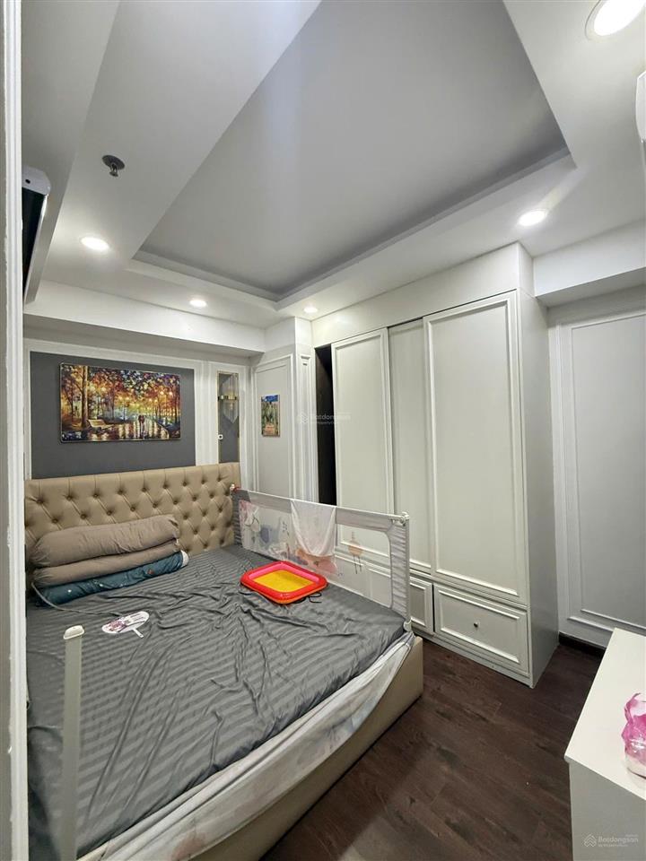 Cho thuê cc full nội thất tại căn hộ cosmo city, 16 triệu, 99m2