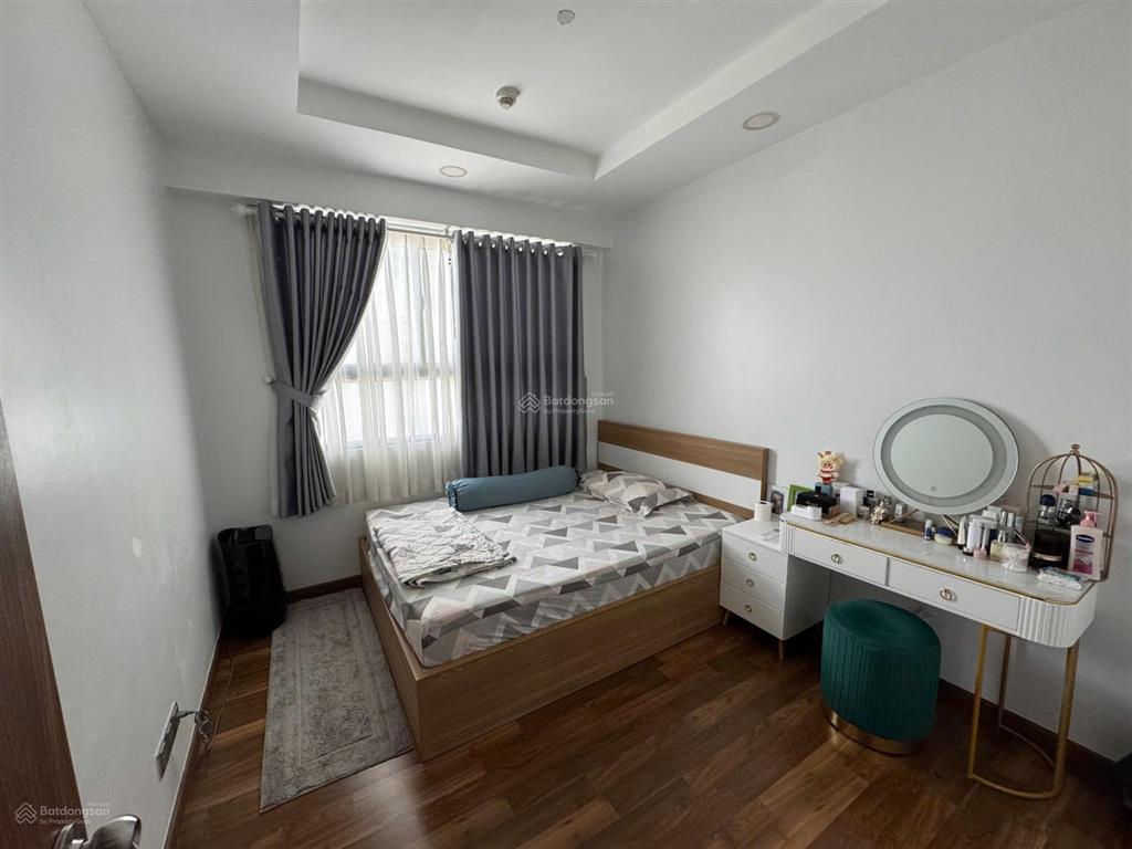 Cần bán căn hộ the pegasuite 1 2pn đã có sổ hồng giá 3,890 bao thuế phí