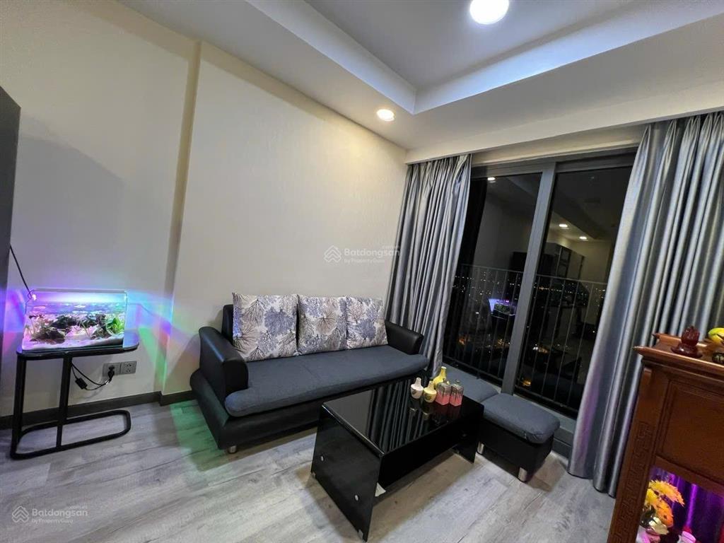 Cần bán căn hộ the pegasuite 1 2pn đã có sổ hồng giá 3,890 bao thuế phí