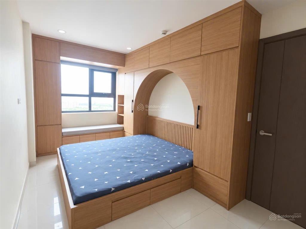 Bán gấp căn hộ 2pn, 2wc tại golden land 5, 880 triệu, 62 m2