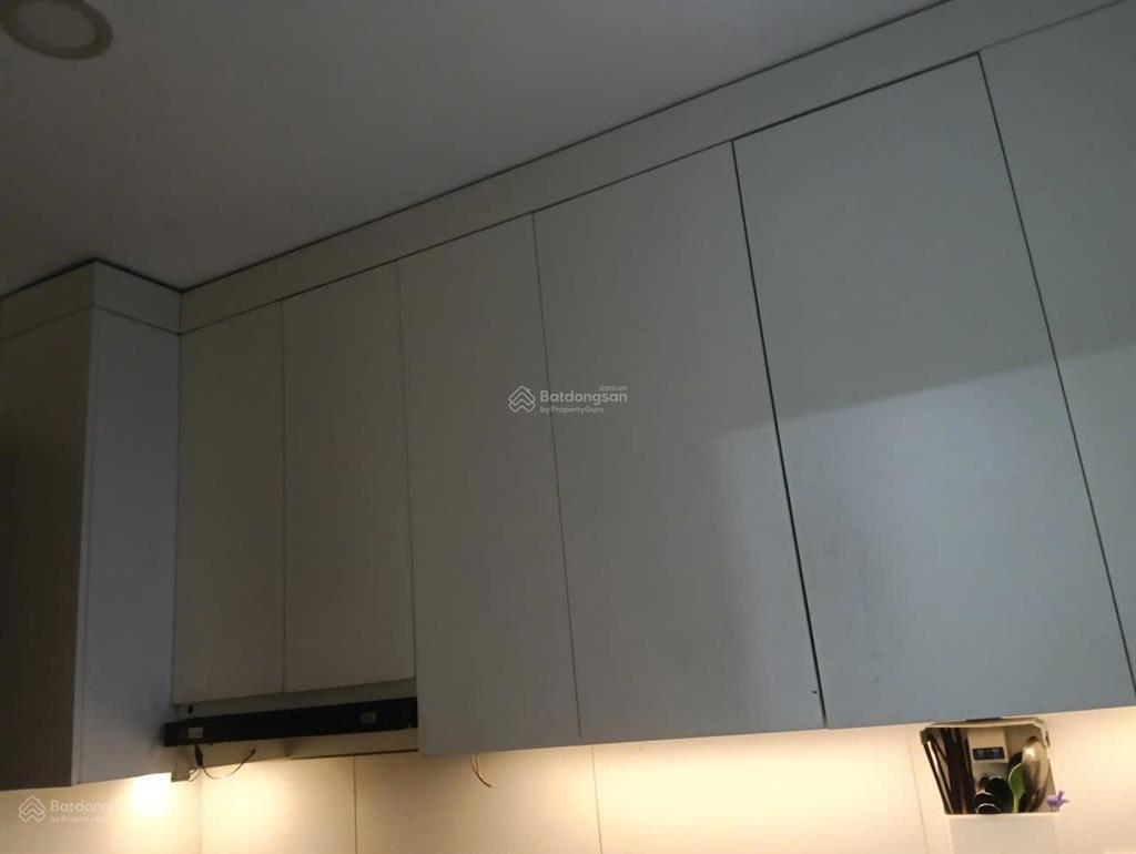 Bán gấp căn hộ 2pn, 2wc tại golden land 5, 880 triệu, 62 m2