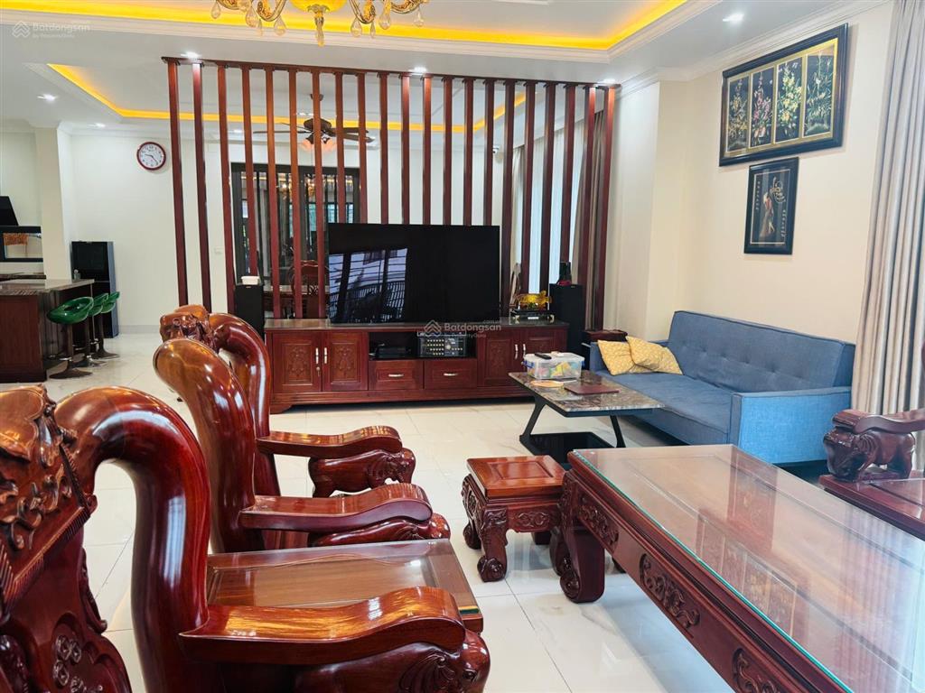 Cho thuê biệt thự cao cấp khu đô thị mỹ gia full nội thất dọn vào ở ngay