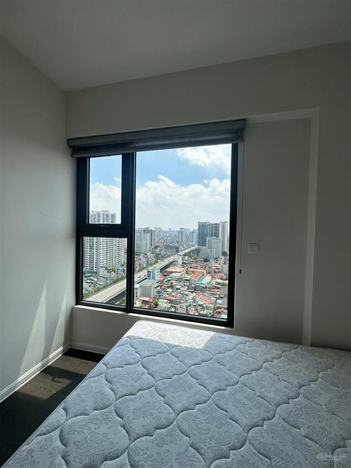 Chính chủ cần bán căn 3 ngủ góc hoa hậu tại imperia sky garden 423 minh khai