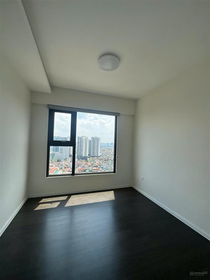 Chính chủ cần bán căn 3 ngủ góc hoa hậu tại imperia sky garden 423 minh khai