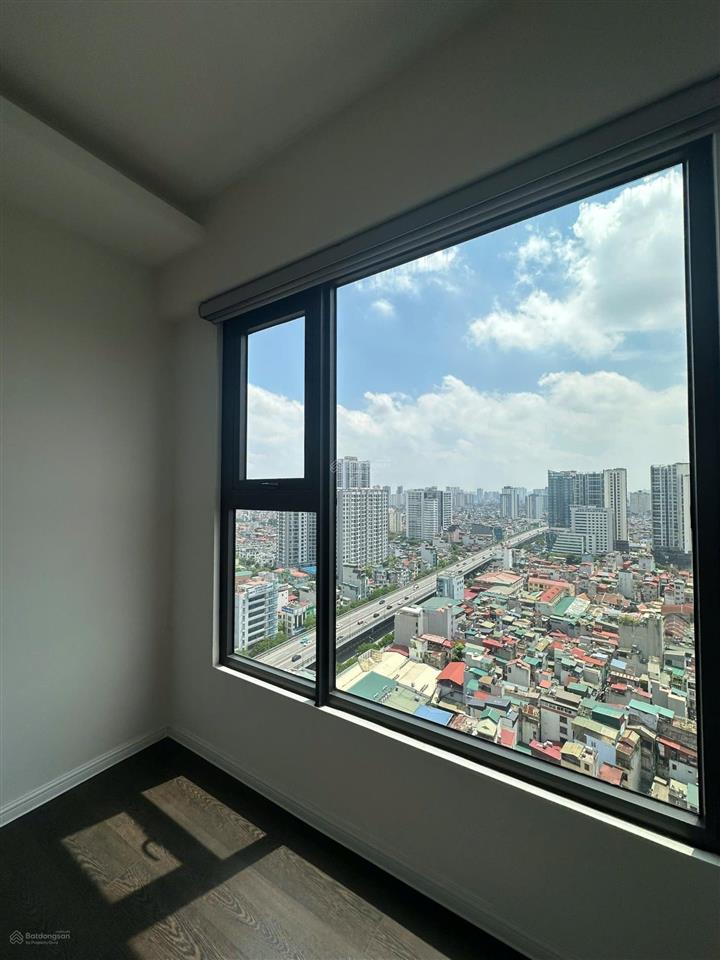 Chính chủ cần bán căn 3 ngủ góc hoa hậu tại imperia sky garden 423 minh khai