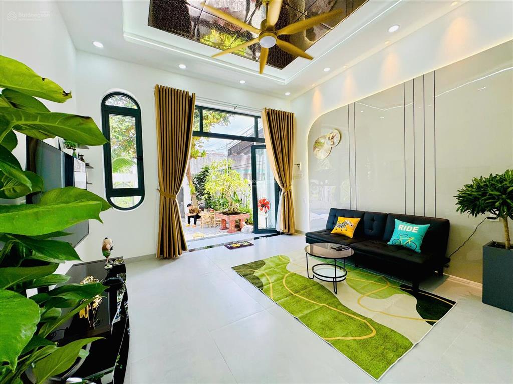 Nhà vườn mini ngay trung tâm thị trấn diên khánh