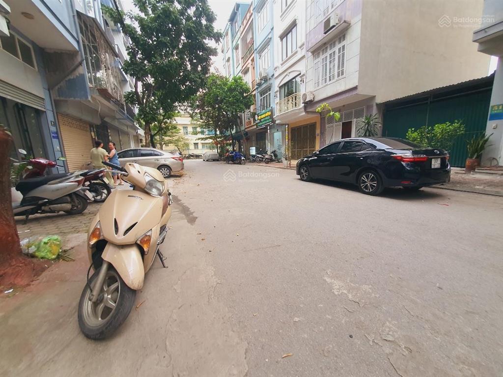 Lk ngô thì nhậm, hà đông. 40m 5 tầng. oto, vỉa hè, kinh doanh