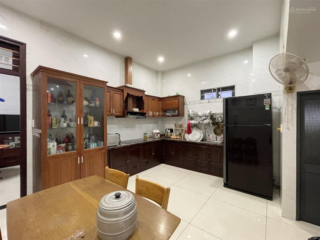Bán nhà 3 tầng mặt tiền lý tự trọng hải cháu 98m2 giá 15.5 tỷ