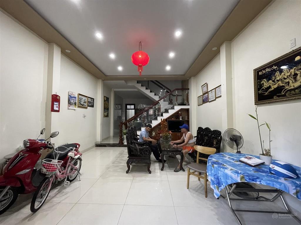Bán nhà 3 tầng mặt tiền lý tự trọng hải cháu 98m2 giá 15.5 tỷ